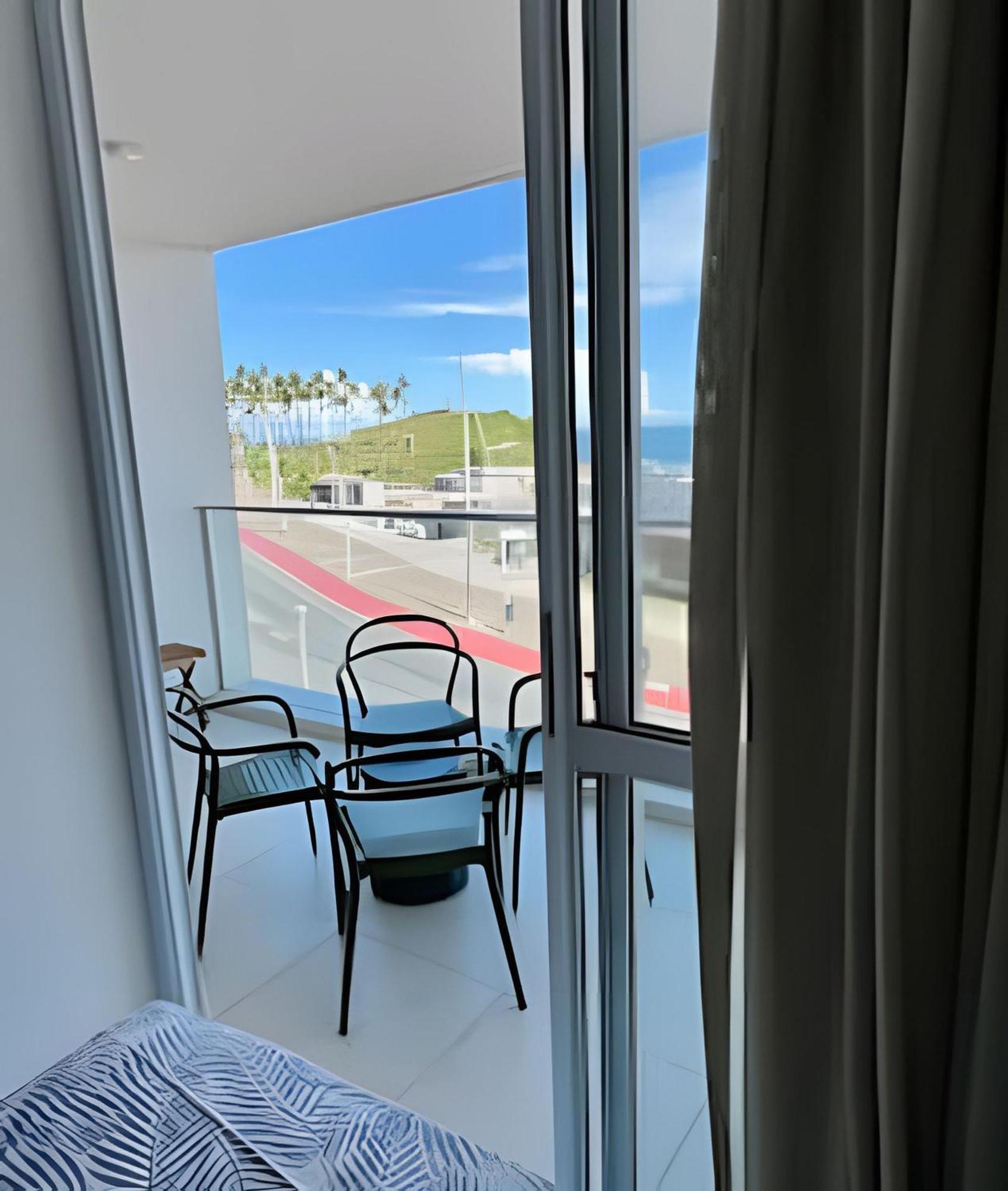 Unu 205 Barra: Frente/Vista Mar, Piscina, Wi-Fi E+ サルバドール エクステリア 写真